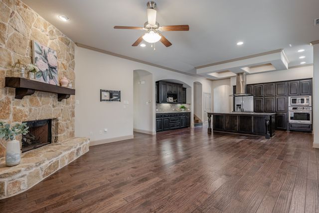 437 Middleton Drive, Roanoke, TX 76262