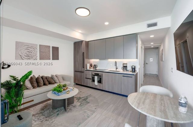 580 72nd St 1203, Miami Beach, FL 33141