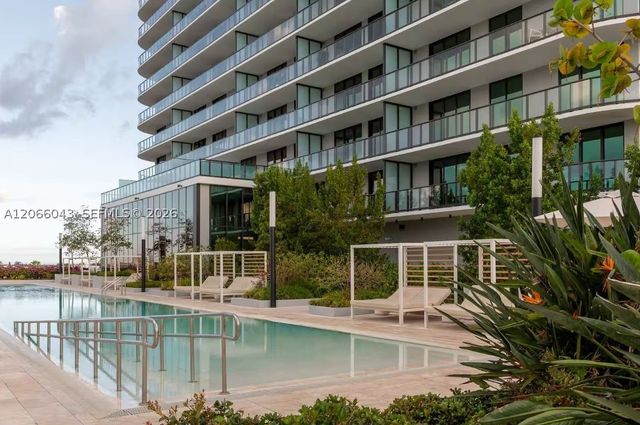 580 72nd St 1203, Miami Beach, FL 33141