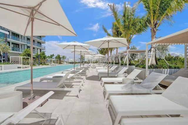 580 72nd St 1203, Miami Beach, FL 33141