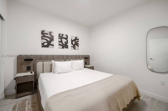 580 72nd St 1203, Miami Beach, FL 33141