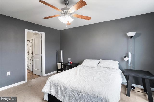 19 POCHARDS CT, Martinsburg, WV 25403