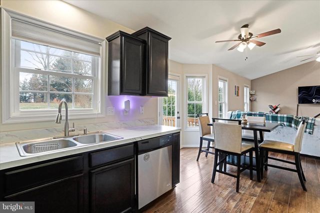 19 POCHARDS CT, Martinsburg, WV 25403