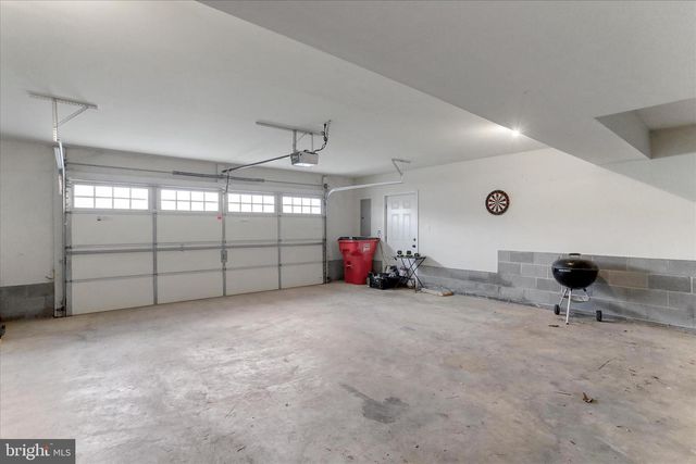 19 POCHARDS CT, Martinsburg, WV 25403