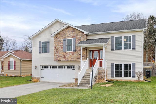 19 POCHARDS CT, Martinsburg, WV 25403