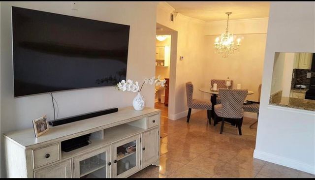 9466 BOCA COVE Circle 301, Boca Raton, FL 33428