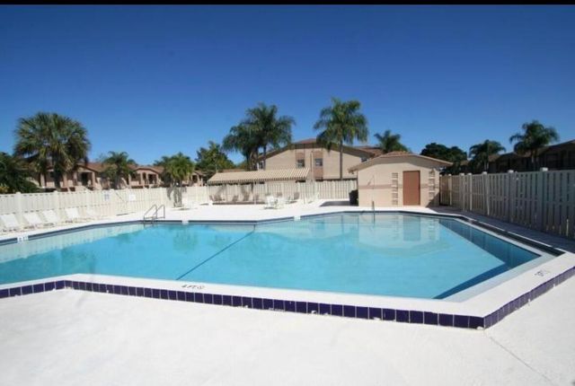 9466 BOCA COVE Circle 301, Boca Raton, FL 33428