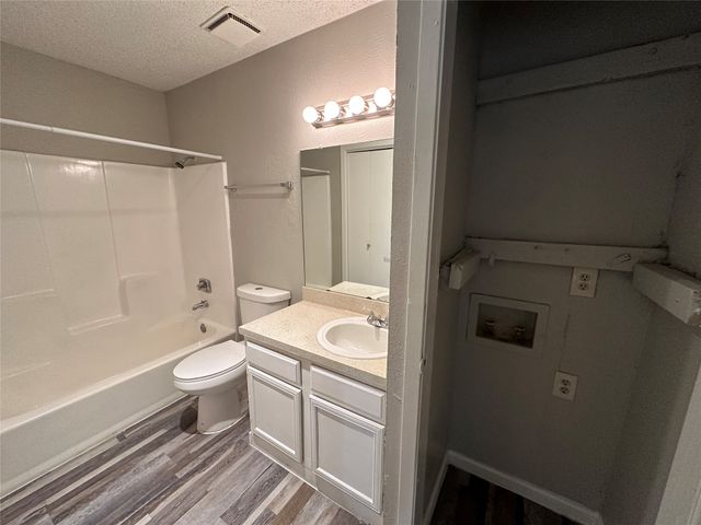 9696 Walnut Street 2016, Dallas, TX 75243
