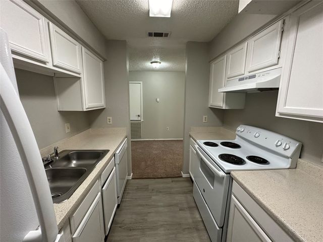 9696 Walnut Street 2016, Dallas, TX 75243
