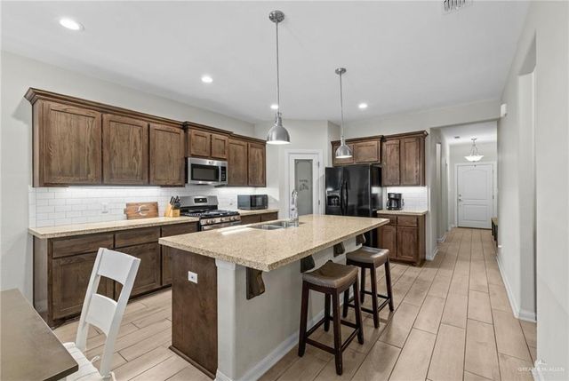 607 S Tecate Drive, Mission, TX 78572