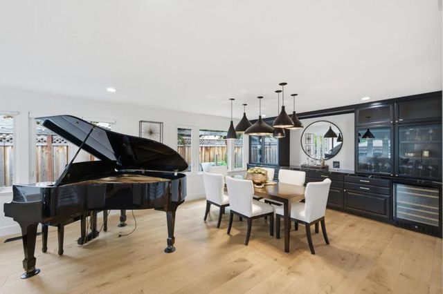 17660 Vista Avenue, Monte Sereno, CA 95030