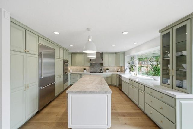 17660 Vista Avenue, Monte Sereno, CA 95030