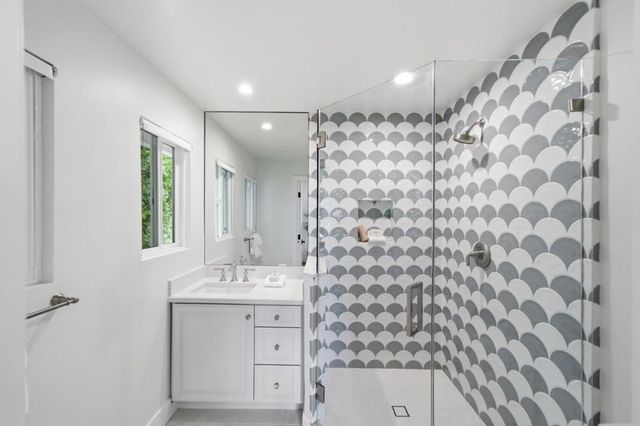 17660 Vista Avenue, Monte Sereno, CA 95030