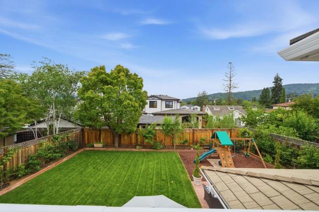 17660 Vista Avenue, Monte Sereno, CA 95030