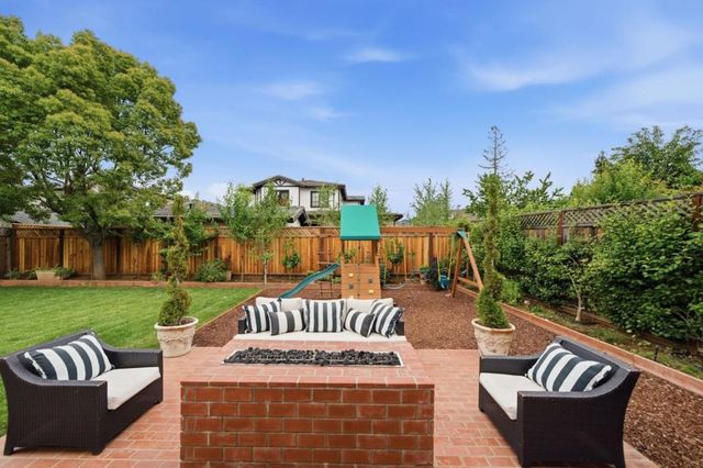 17660 Vista Avenue, Monte Sereno, CA 95030