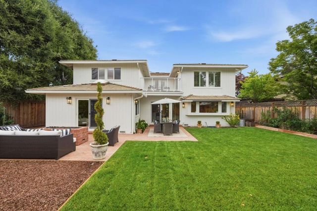 17660 Vista Avenue, Monte Sereno, CA 95030