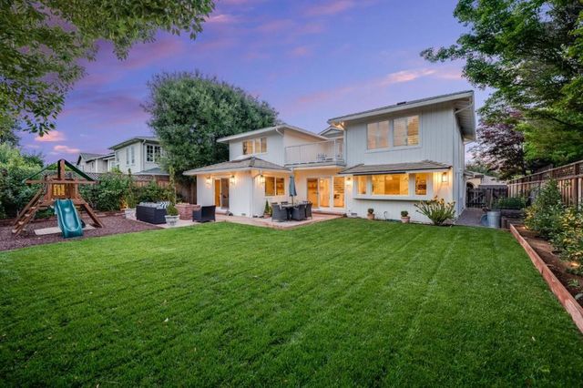 17660 Vista Avenue, Monte Sereno, CA 95030