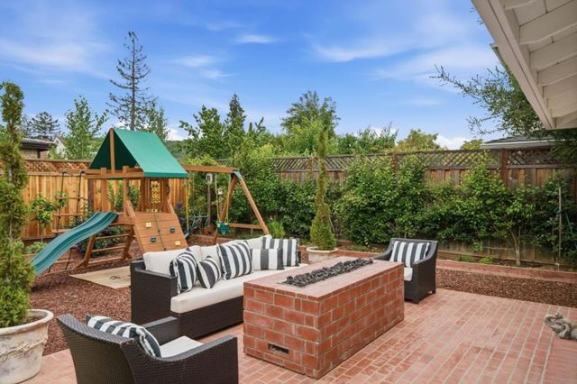 17660 Vista Avenue, Monte Sereno, CA 95030