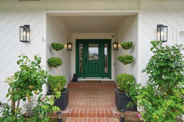 17660 Vista Avenue, Monte Sereno, CA 95030