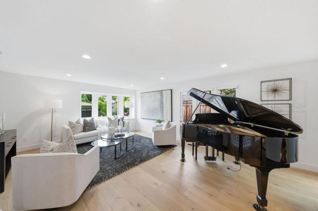 17660 Vista Avenue, Monte Sereno, CA 95030