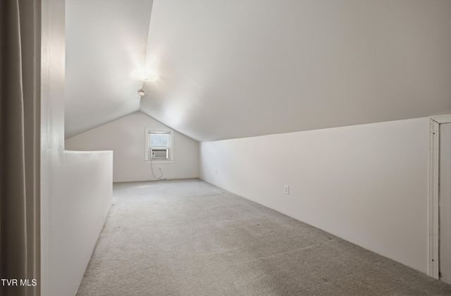 543 North Austin Springs Road, Piney Flats, TN 37686