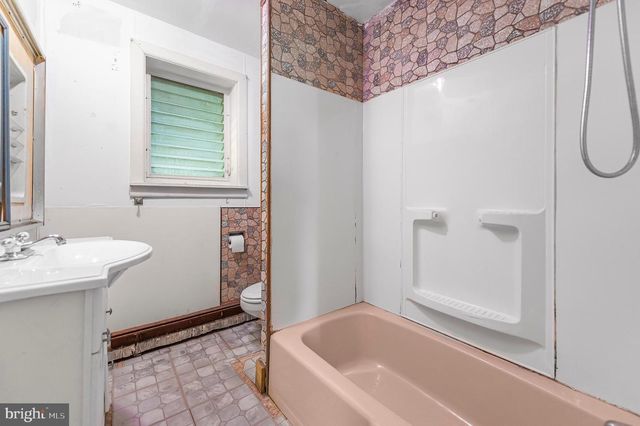 1362 ELMWOOD AVE, Sharon Hill, PA 19079
