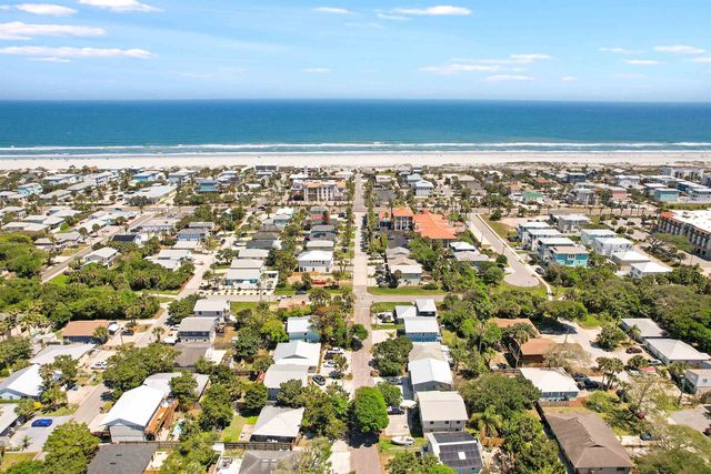 207 9Th St, St Augustine, FL 32080