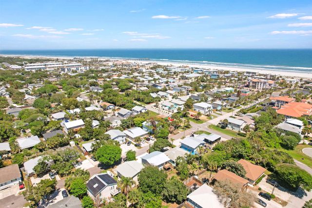 207 9Th St, St Augustine, FL 32080