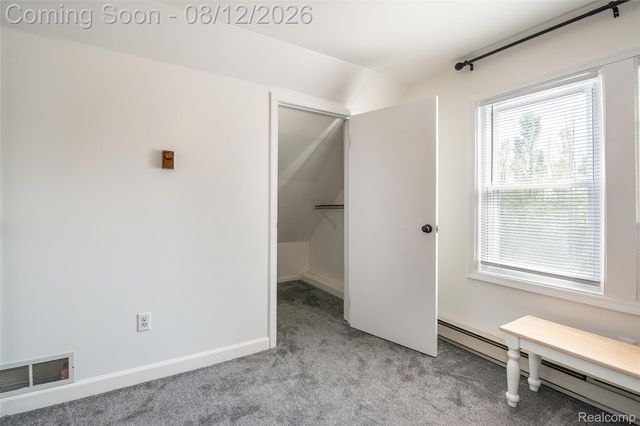 22 Cloverport Avenue, Rochester Hills, MI 48307