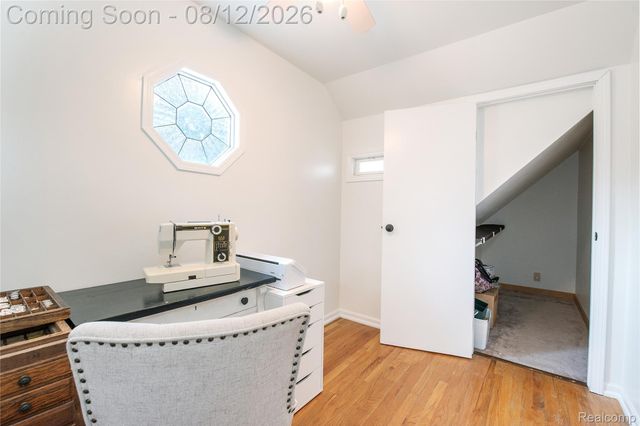 22 Cloverport Avenue, Rochester Hills, MI 48307