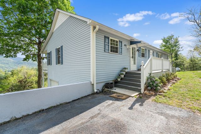 619 Pounding Mill Loop, Hayesville, NC 28904
