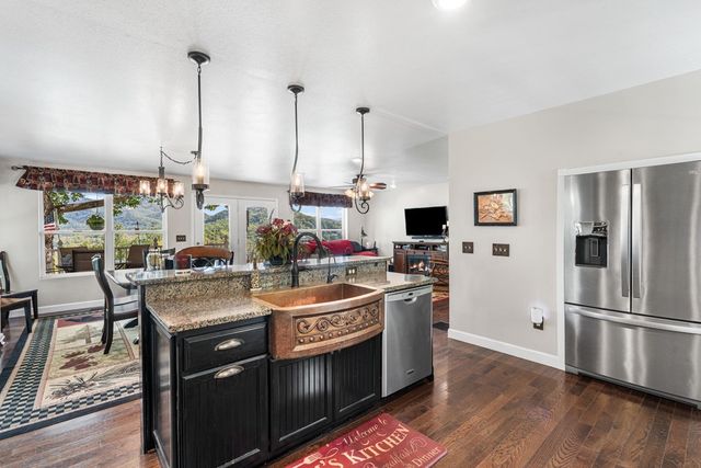 619 Pounding Mill Loop, Hayesville, NC 28904