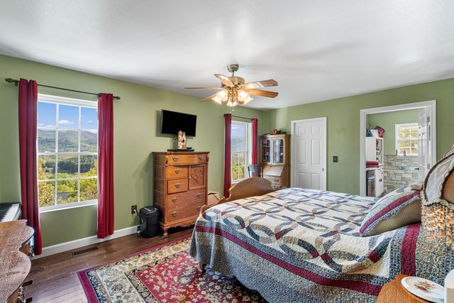 619 Pounding Mill Loop, Hayesville, NC 28904