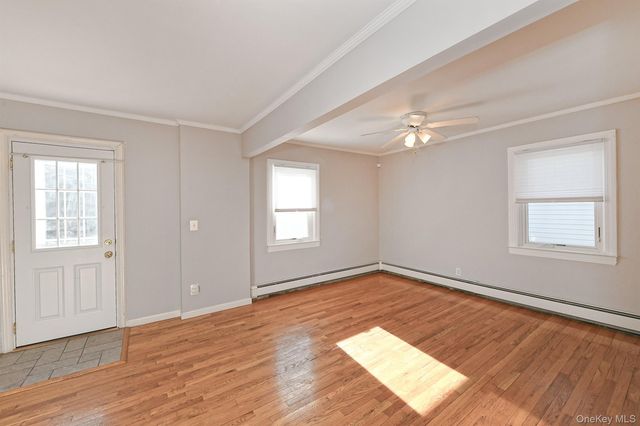 3042 Lowell Avenue, Wantagh, NY 11793