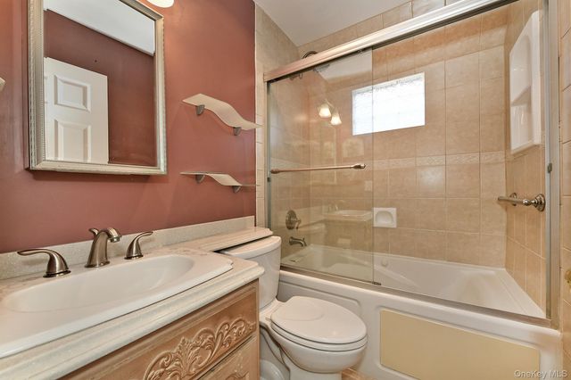 3042 Lowell Avenue, Wantagh, NY 11793