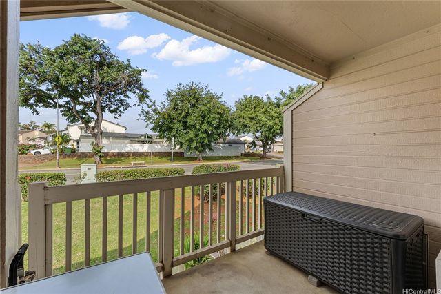 94-100 Luluka Place L201, Waipahu, HI 96797
