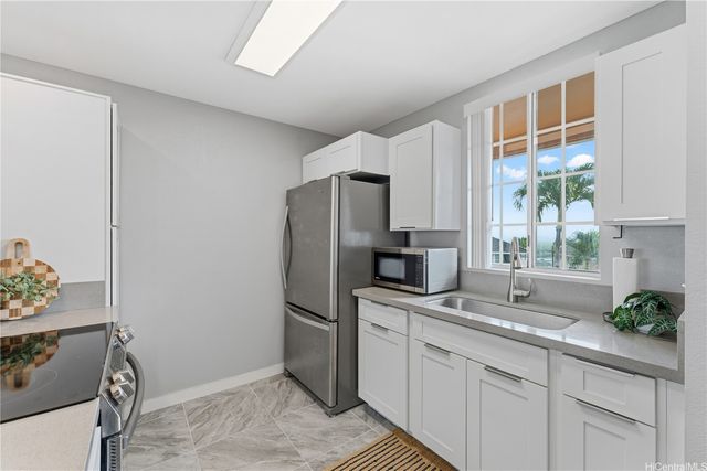 94-100 Luluka Place L201, Waipahu, HI 96797