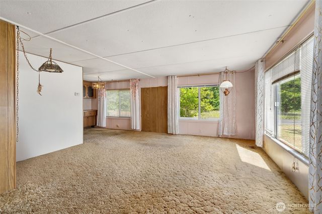 127 Lincoln Creek Road, Centralia, WA 98531