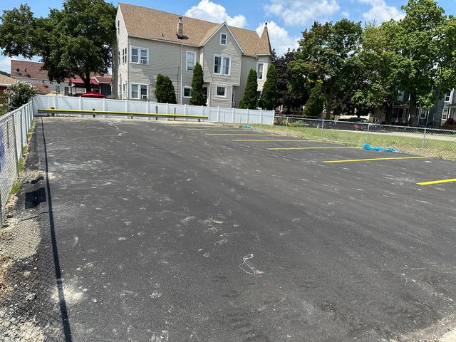 2304 S Laramie Avenue, Cicero, IL 60804