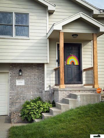 3251 Prairieview Drive, Lincoln, NE 68504