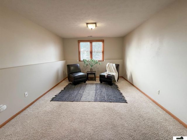 3251 Prairieview Drive, Lincoln, NE 68504
