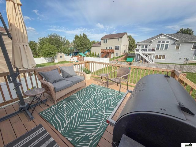 3251 Prairieview Drive, Lincoln, NE 68504