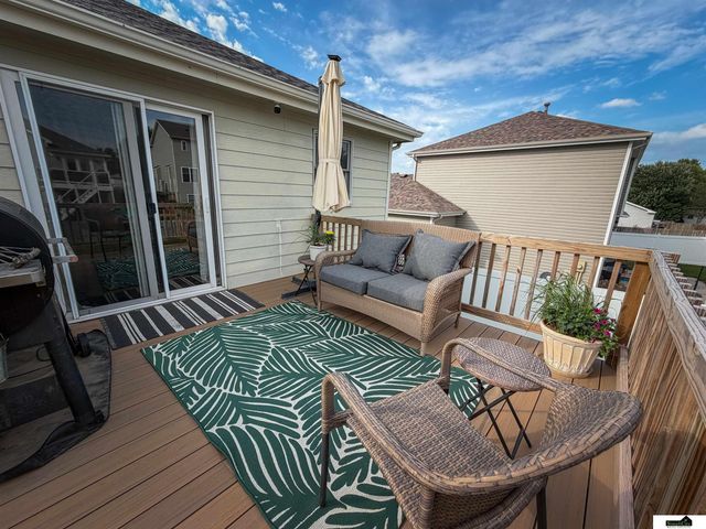 3251 Prairieview Drive, Lincoln, NE 68504