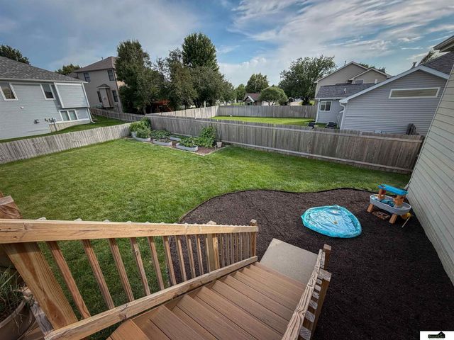 3251 Prairieview Drive, Lincoln, NE 68504