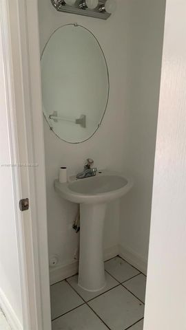 7905 NW 8 Street 8A, Miami, FL 33126