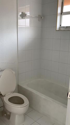 7905 NW 8 Street 8A, Miami, FL 33126