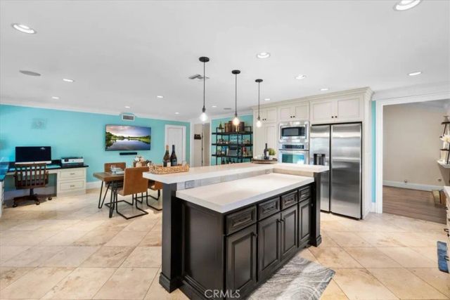 752 Capitan, Thousand Oaks, CA 91320