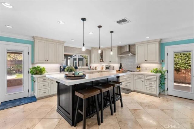 752 Capitan, Thousand Oaks, CA 91320