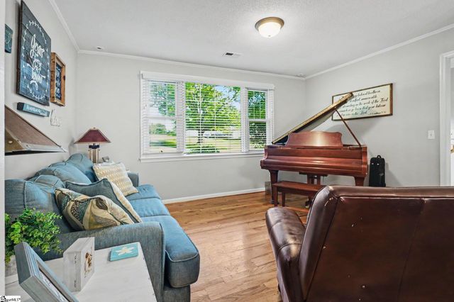 200 Bentwood Road, Piedmont, SC 29673