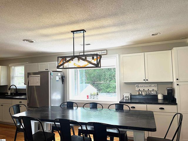 200 Bentwood Road, Piedmont, SC 29673
